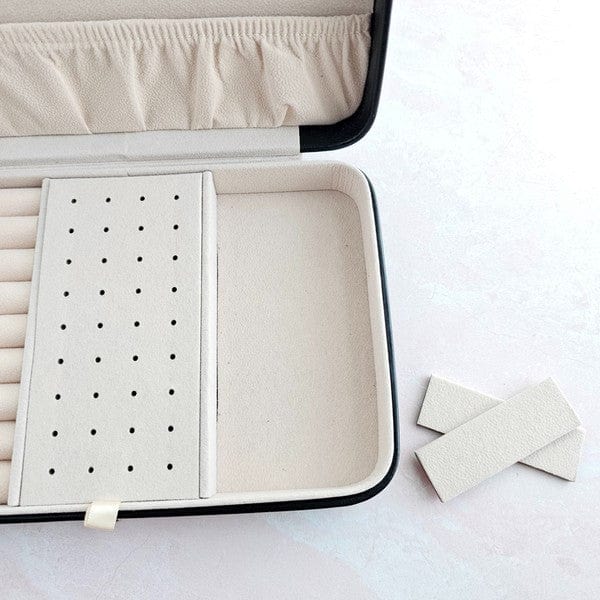 Jewelry Travel Case – Stylish & Organized for Your Precious Accessories - Trendy ACCESSORIES/JEWELRY CASE in Black for Women | The802Gypsy