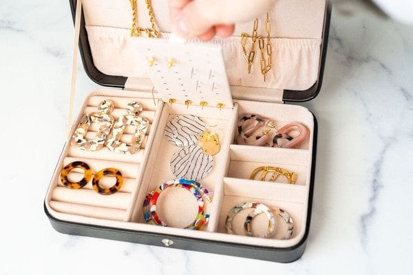 Jewelry Travel Case – Stylish & Organized for Your Precious Accessories - Trendy ACCESSORIES/JEWELRY CASE in Black for Women | The802Gypsy