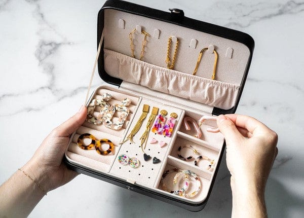 Jewelry Travel Case – Stylish & Organized for Your Precious Accessories - Trendy ACCESSORIES/JEWELRY CASE in Black for Women | The802Gypsy