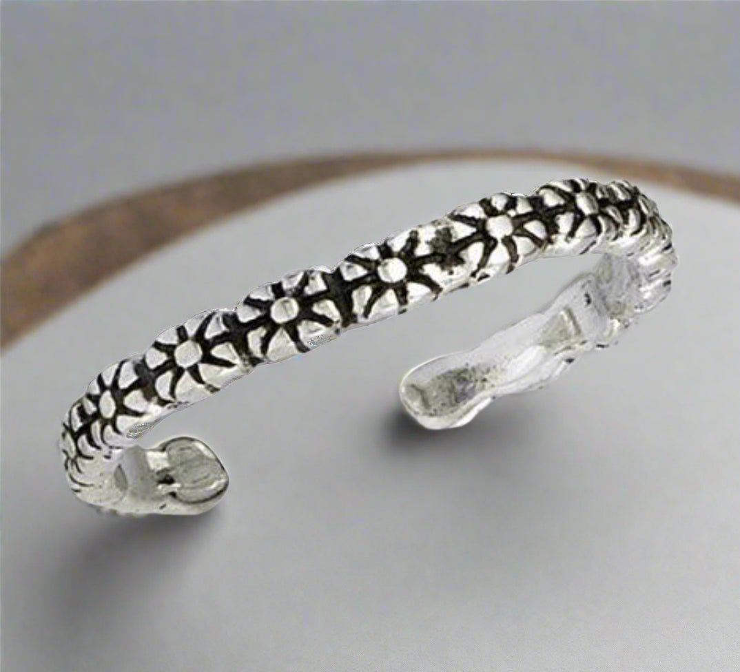Forever Flowers Sterling Silver Toe Ring - Trendy jewelry in Silver for Women | The802Gypsy