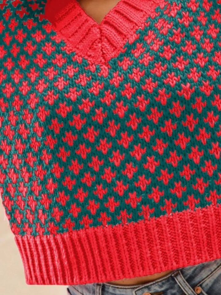 SO ME Color Block Textured Christmas Sweater V Neck Top - Trendy Tops in HUNTER/RED for Women | The802Gypsy