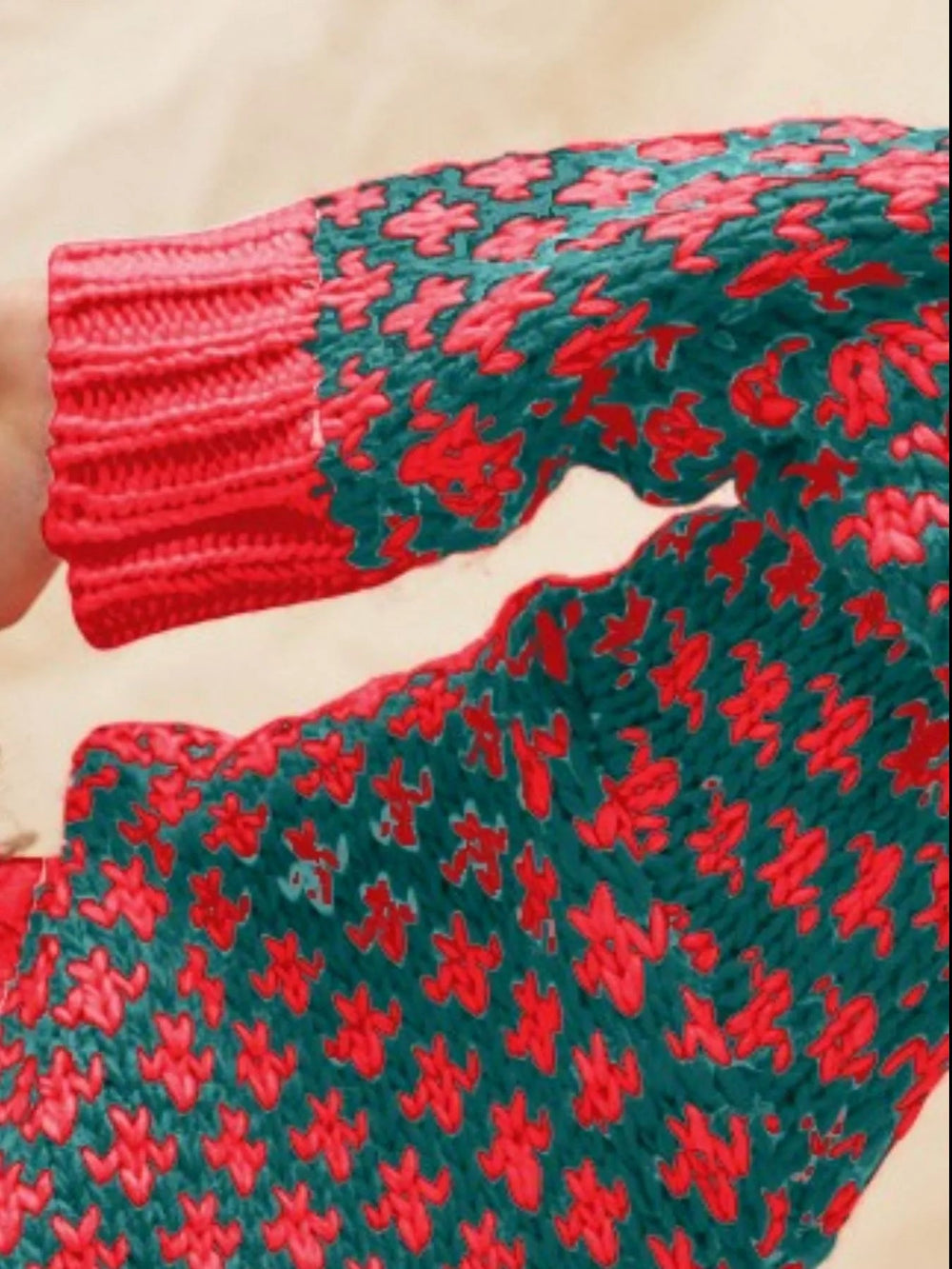 SO ME Color Block Textured Christmas Sweater V Neck Top - Trendy Tops in HUNTER/RED for Women | The802Gypsy