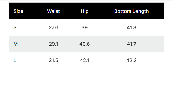 Wide-Leg Pocketed Light Wash Jeans