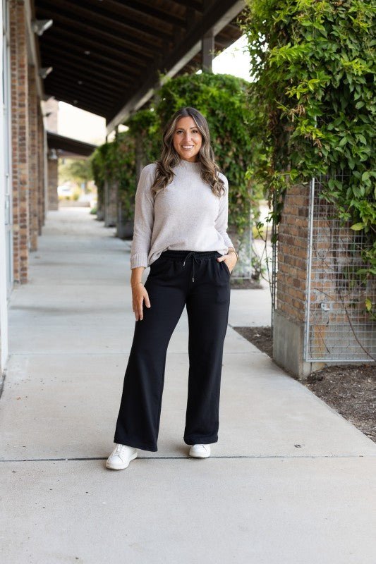 The Jenna - Comfy Wide Leg Fleece pants - Trendy Bottoms in Black for Women | The802Gypsy