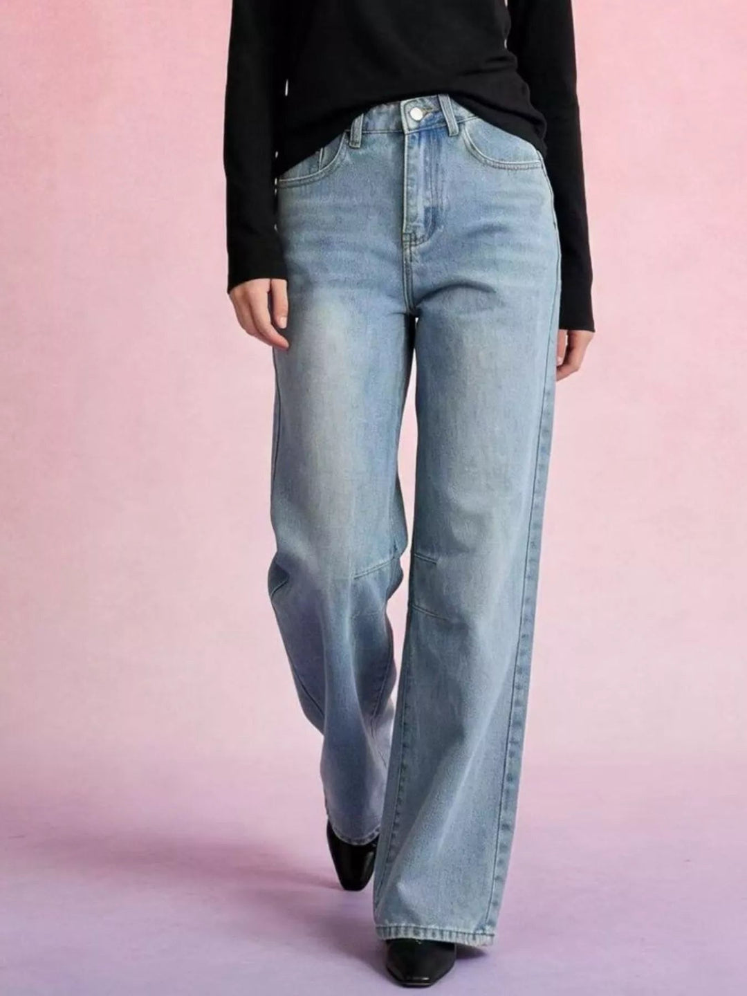 Wide - Leg Pocketed Light Wash Jeans - Trendy Bottoms/Jeans in Blue for Women | The802Gypsy