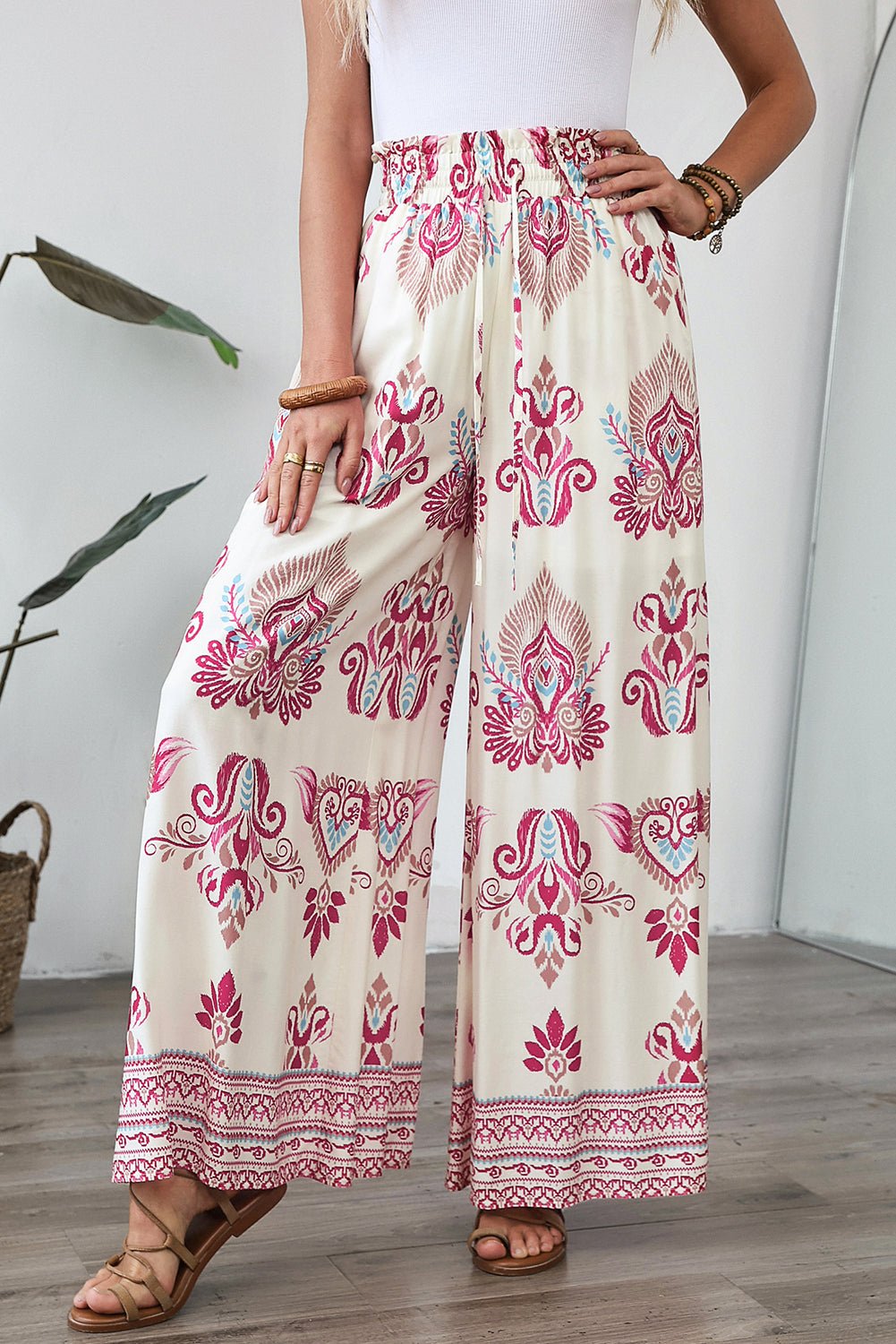 Pink Bottoms/Pants & Culotte with S