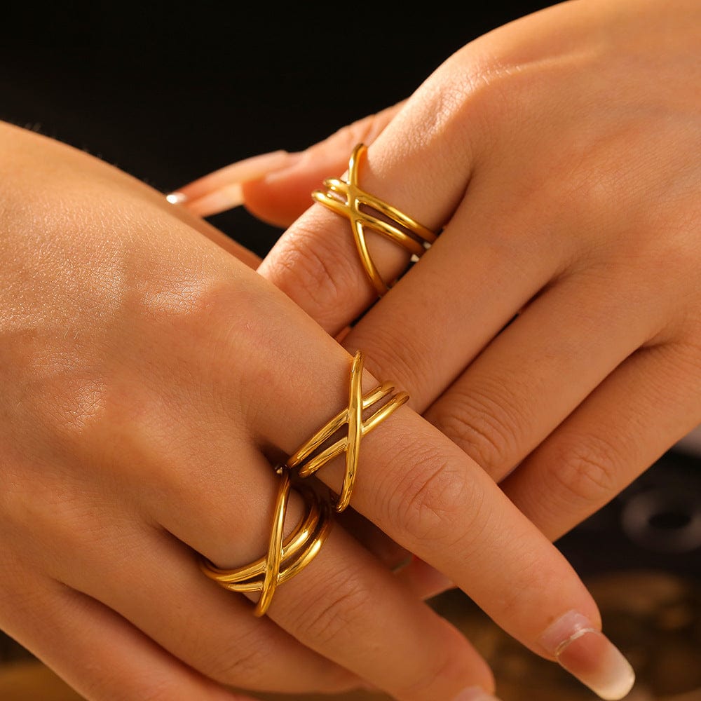 Gold Women's jewelry with 6