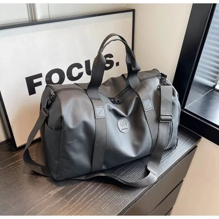 Black Handbags, Wallets & Cases with One Size