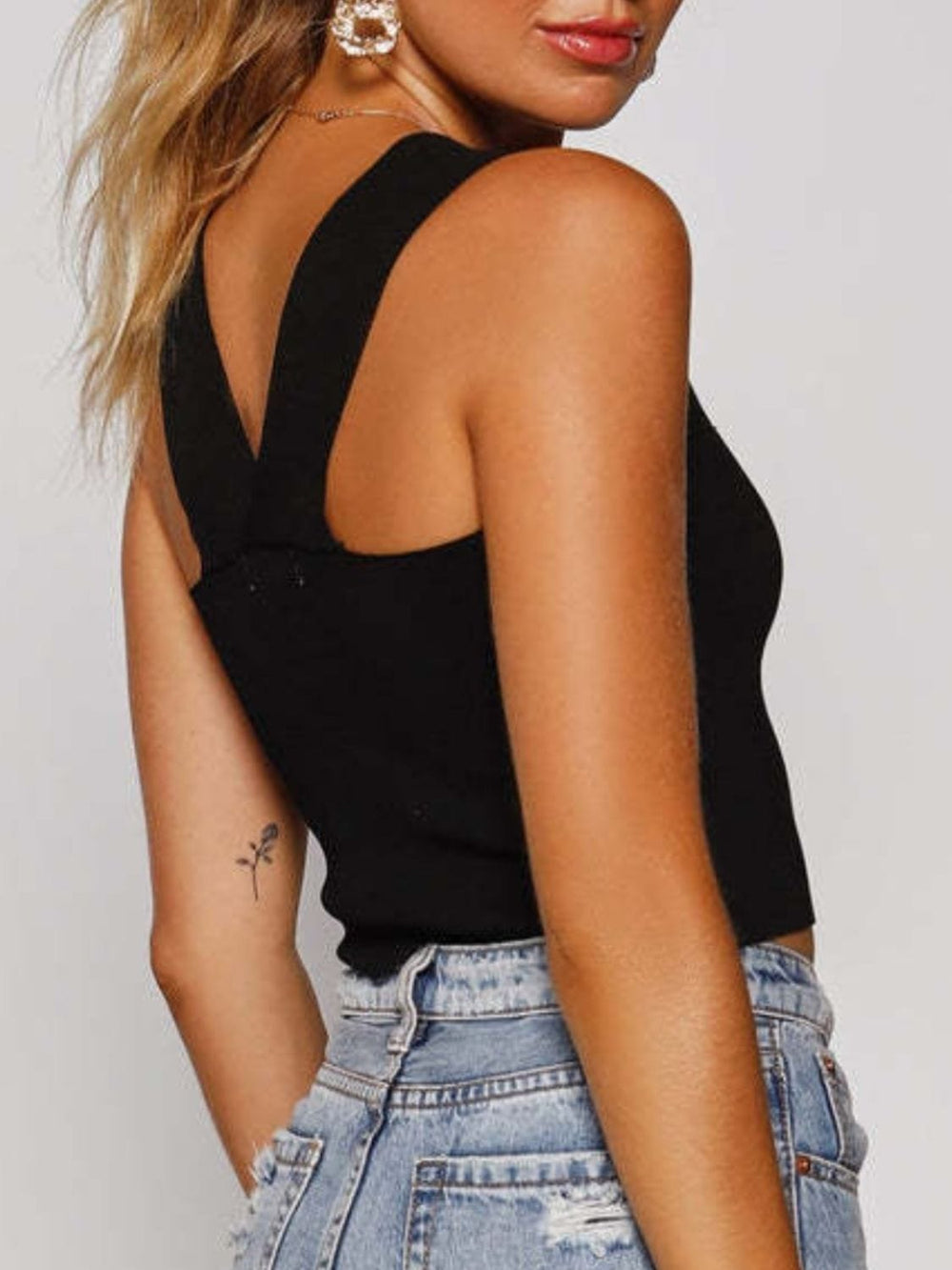 Black Tops/Tank Tops with S