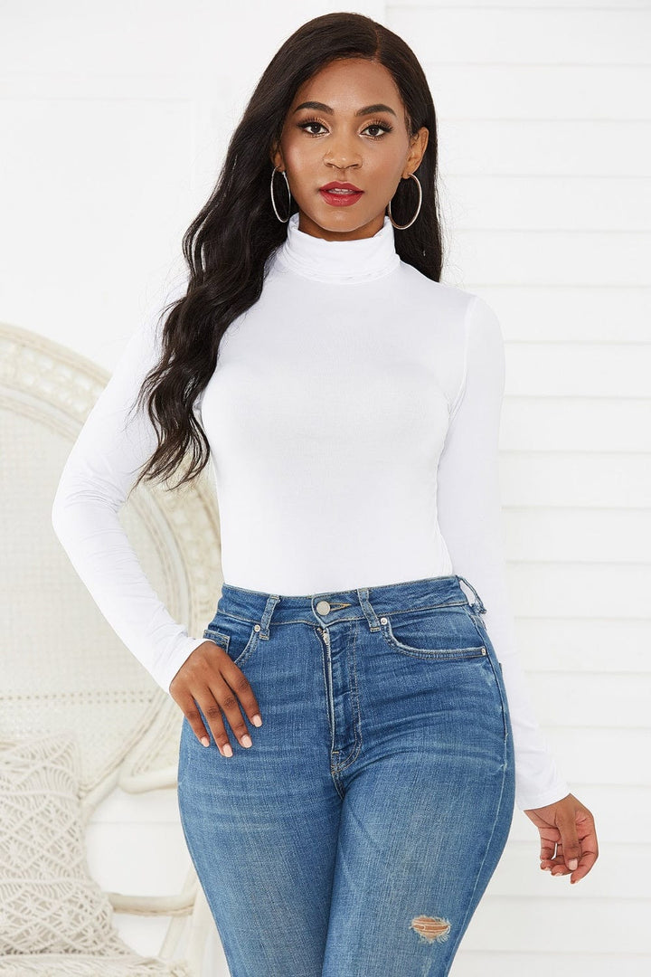 White Tops/Bodysuits with S