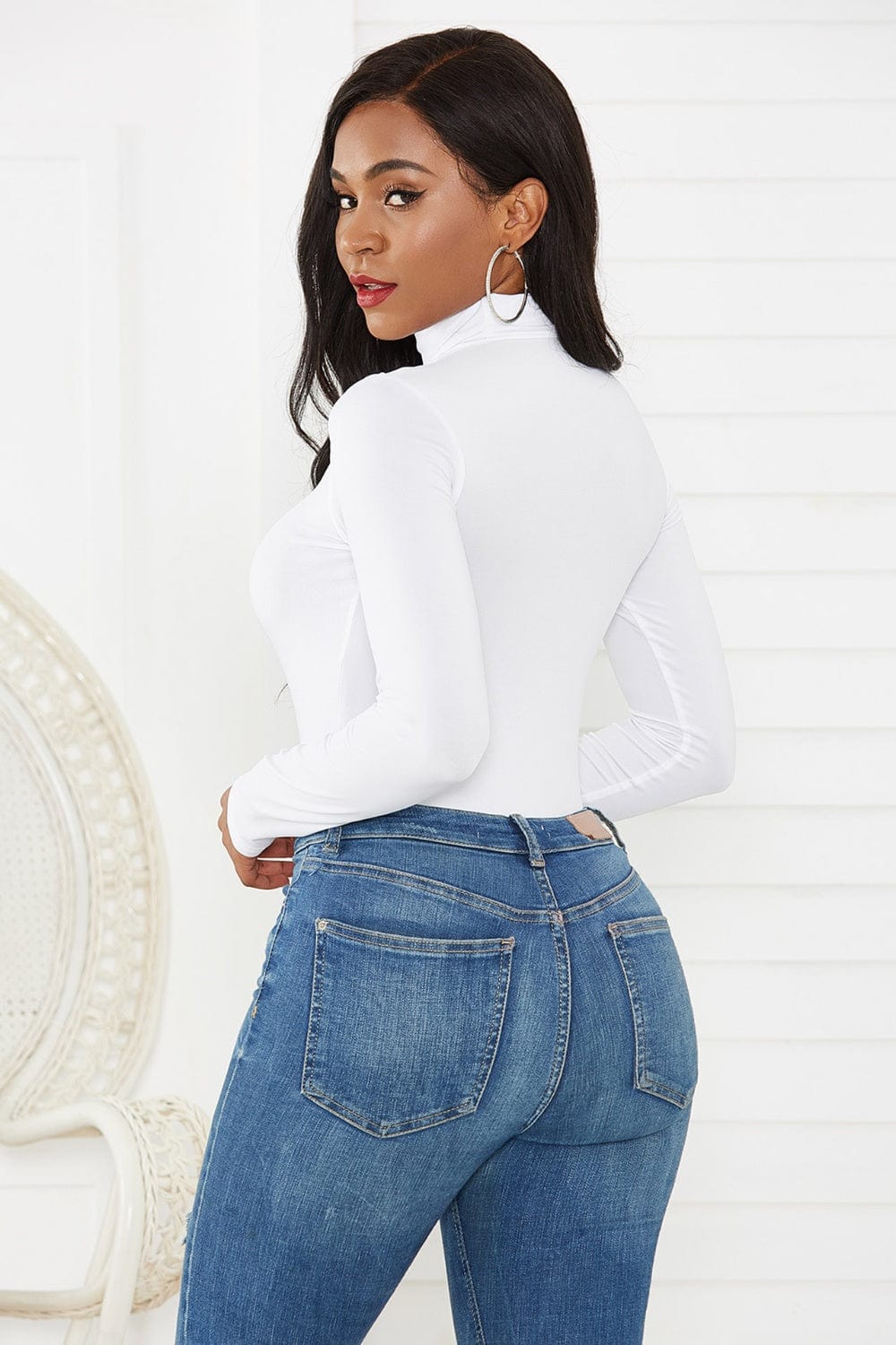 White Tops/Bodysuits with S