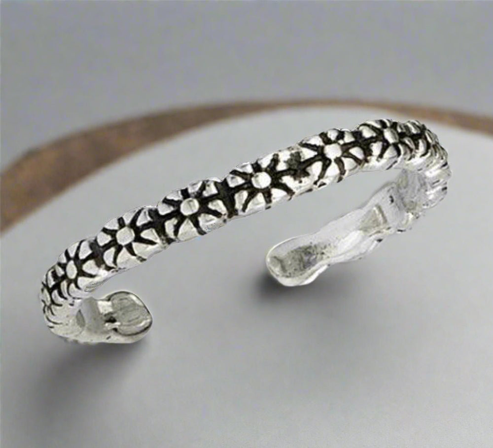 Silver jewelry with one size